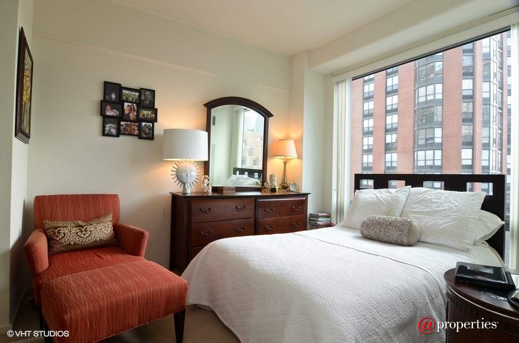 1 E 8th Street #701 Chicago, Illinois 60605 - 2nd Bedroom