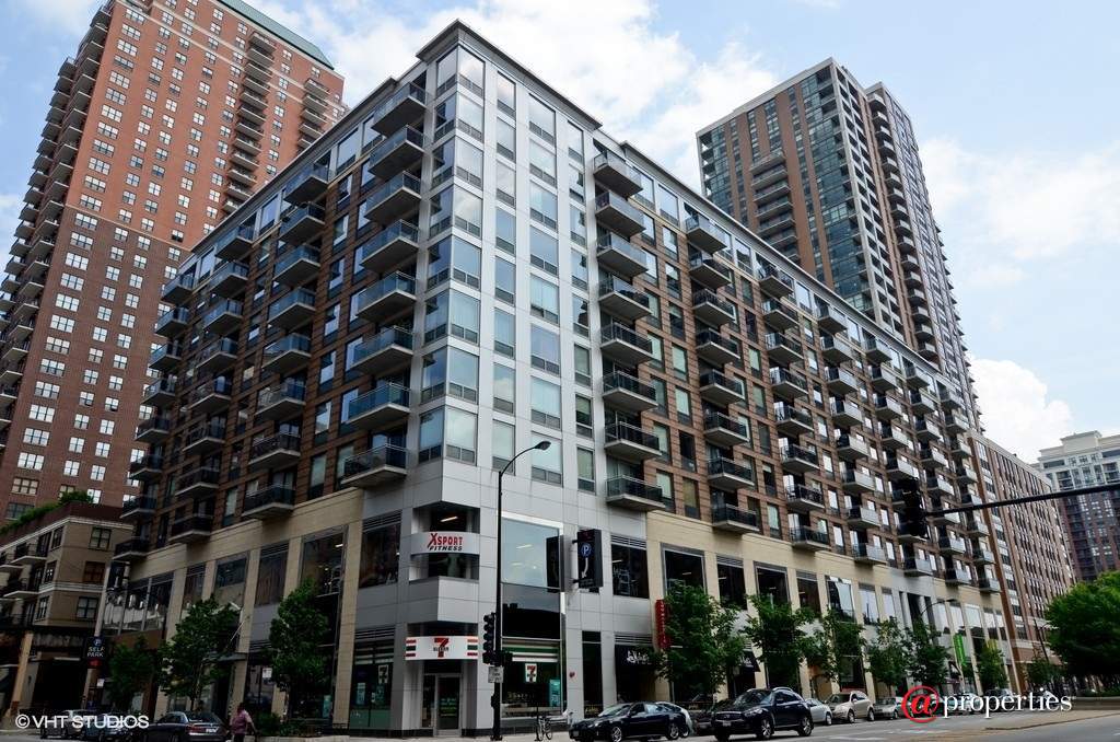 1 E 8th Street #701 Chicago, Illinois 60605 - Front View