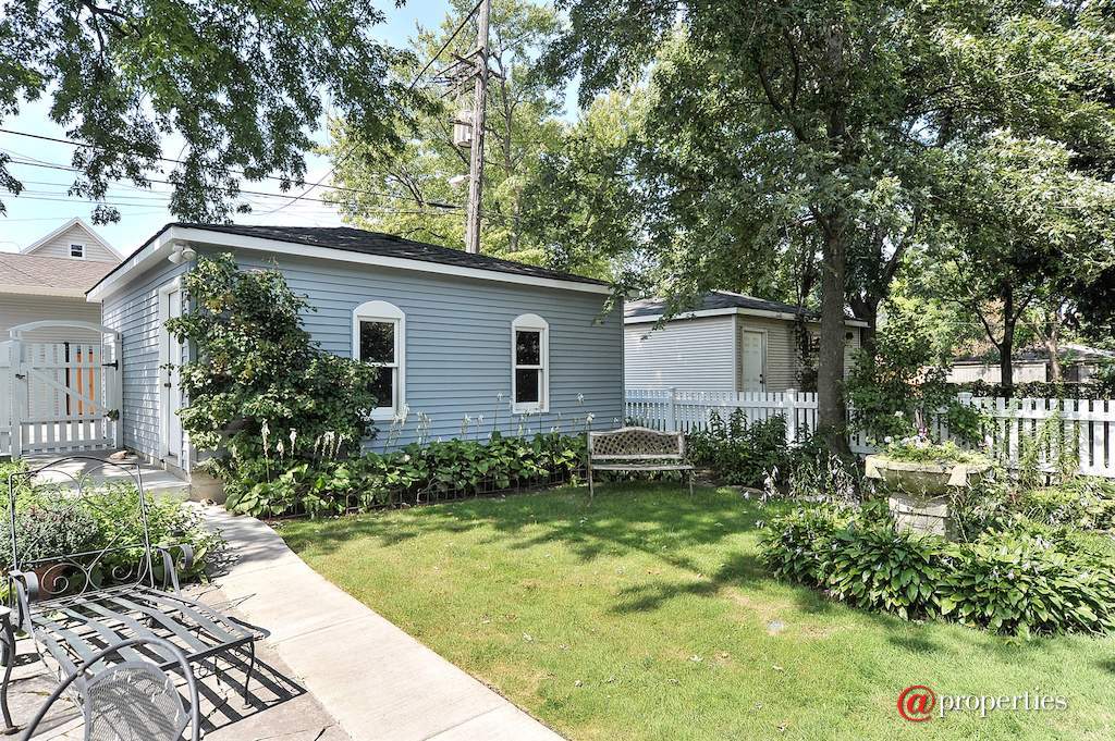 4132 N Keeler Avenue Chicago, Illinois 60641 - Back Yard, Patio, 2 1/2 Car Garage, Gate to Parki