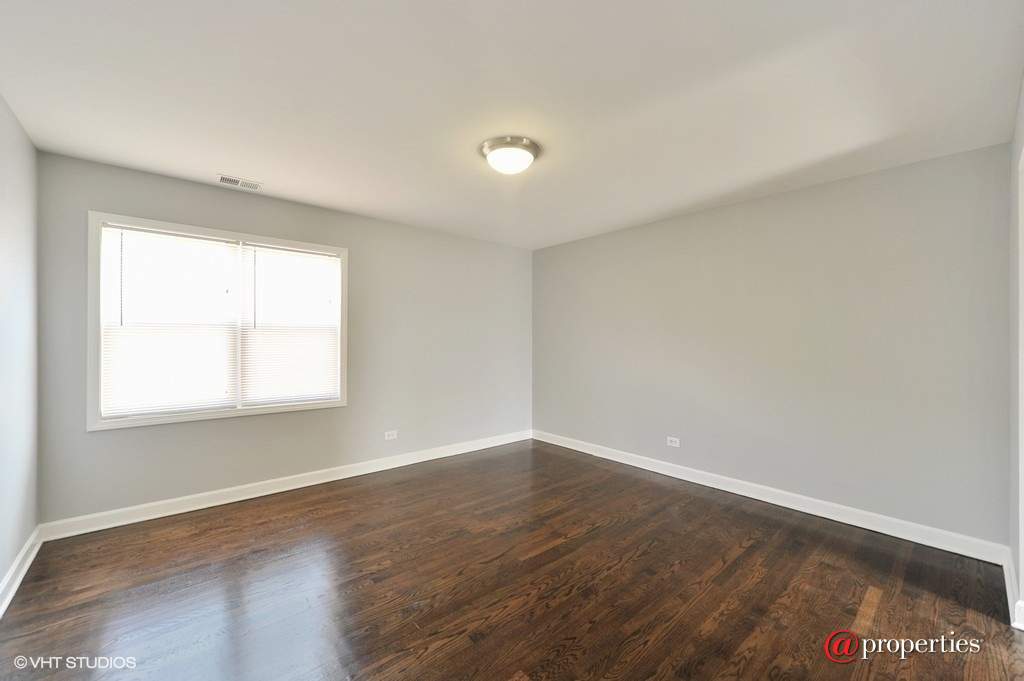 6433 N Damen Avenue #3E Chicago, Illinois 60645 - Master Bedroom