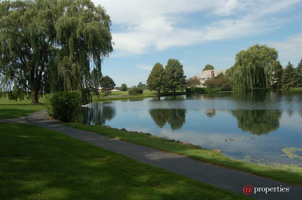 1740 Lakeview Terrace Libertyville, Illinois 60048 - Daybreak Farm Outstanding Sunsets...