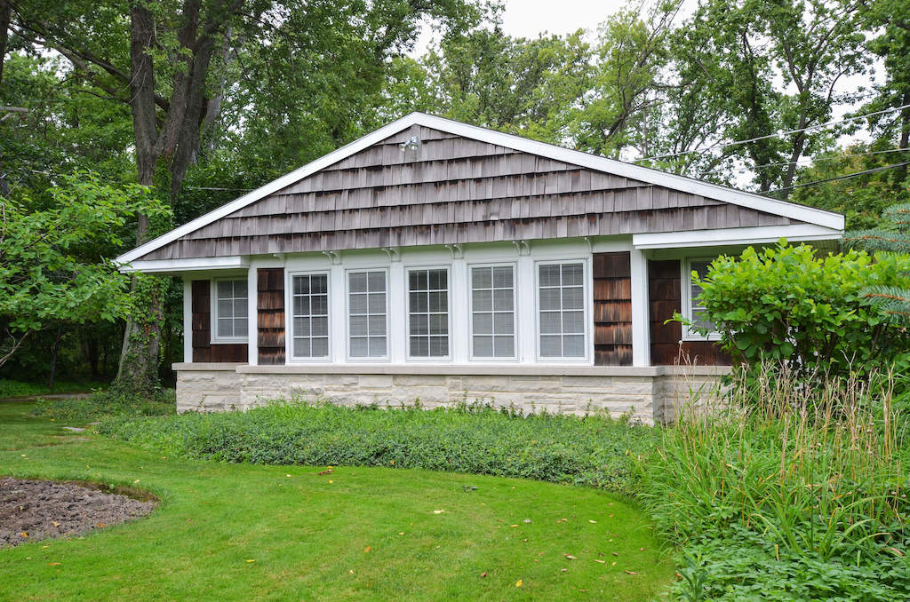 411 Orchard Lane Highland Park, Illinois 60035 - Garage