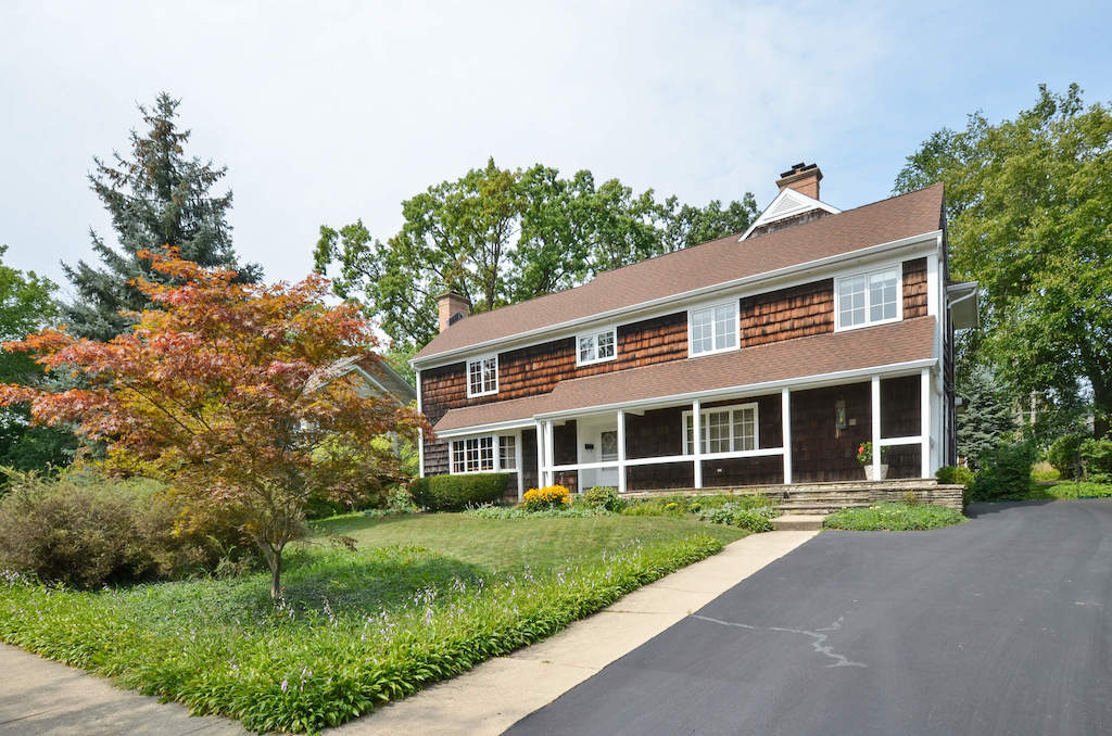 411 Orchard Lane Highland Park, Illinois 60035 - Front View