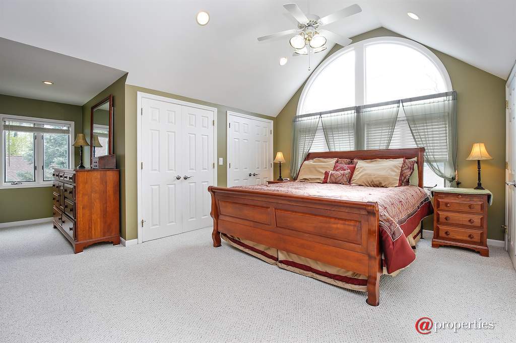 810 River Terrace Drive Johnsburg, Illinois 60051 - Master Bedroom