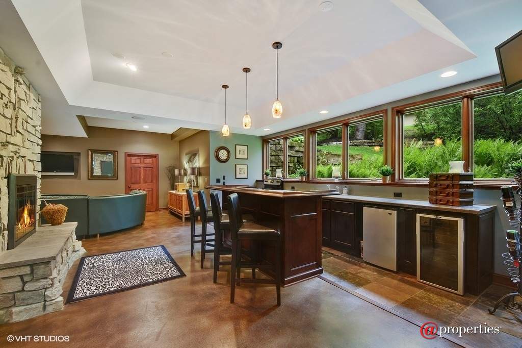 284 Fox Harbor Drive Trout Valley, Illinois 60013 - Lower Level