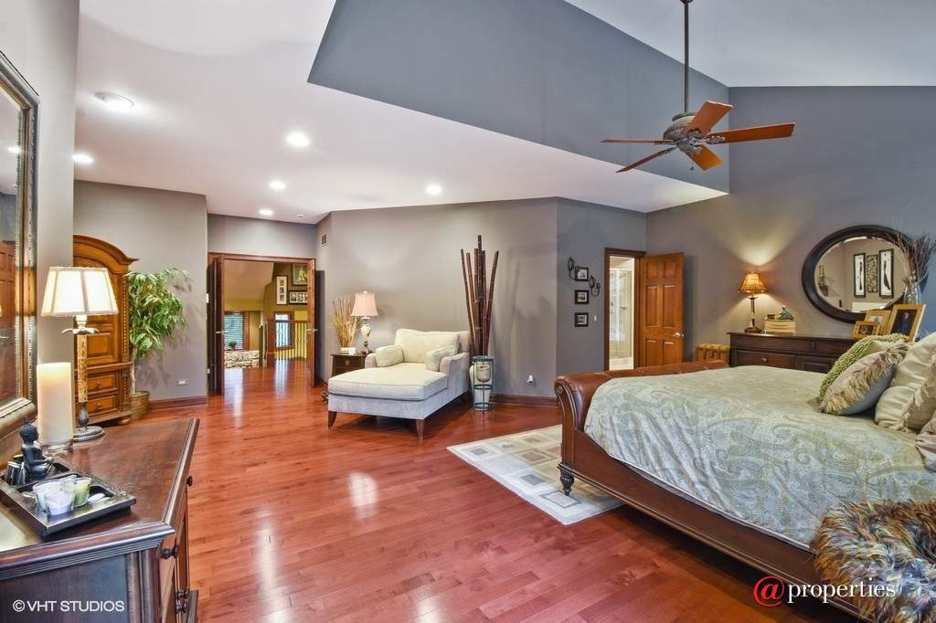 284 Fox Harbor Drive Trout Valley, Illinois 60013 - Master Bedroom