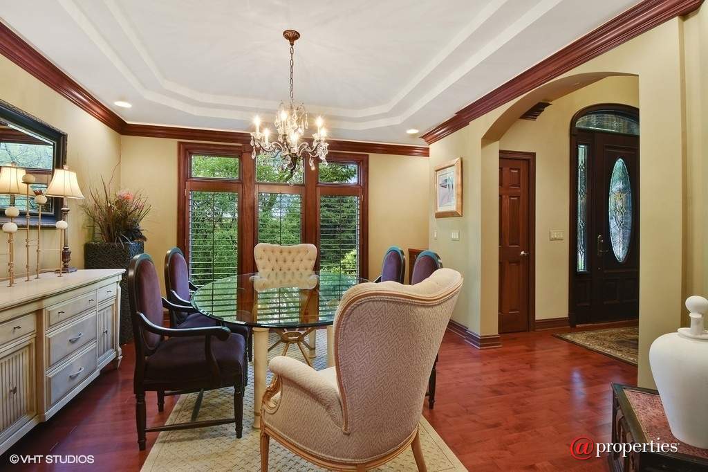 284 Fox Harbor Drive Trout Valley, Illinois 60013 - Dining Room