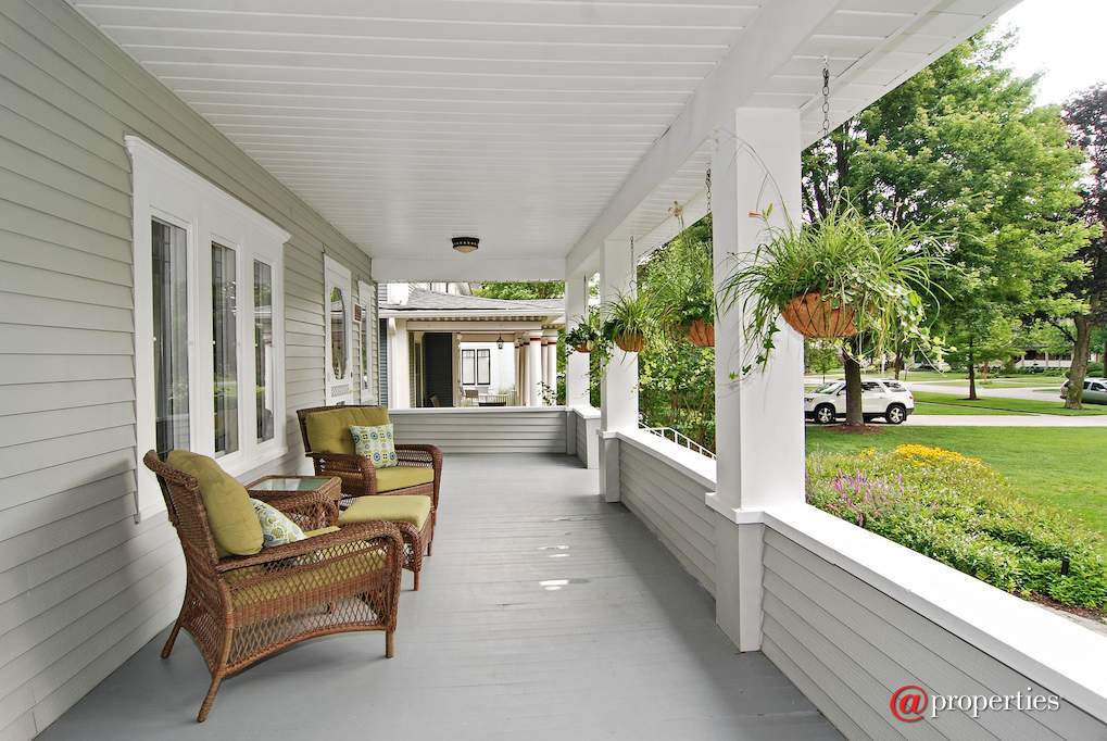 544 Keystone Avenue River Forest, Illinois 60305 - Porch