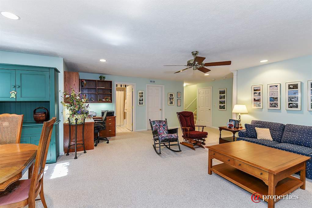 18500 Dunecrest Drive #24 New Buffalo, Michigan 49117 - Lower Level