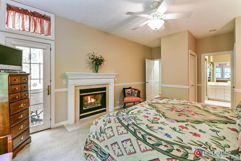 18500 Dunecrest Drive #24 New Buffalo, Michigan 49117 - Master Bedroom
