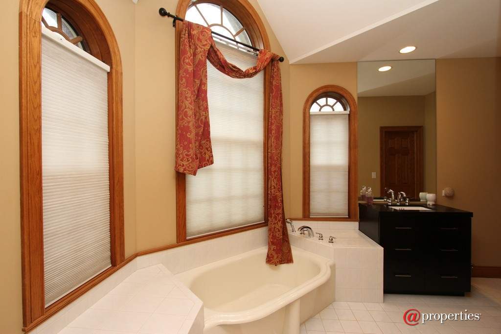 28532 N Sky Crest Drive Ivanhoe, Illinois 60060 - Image 3