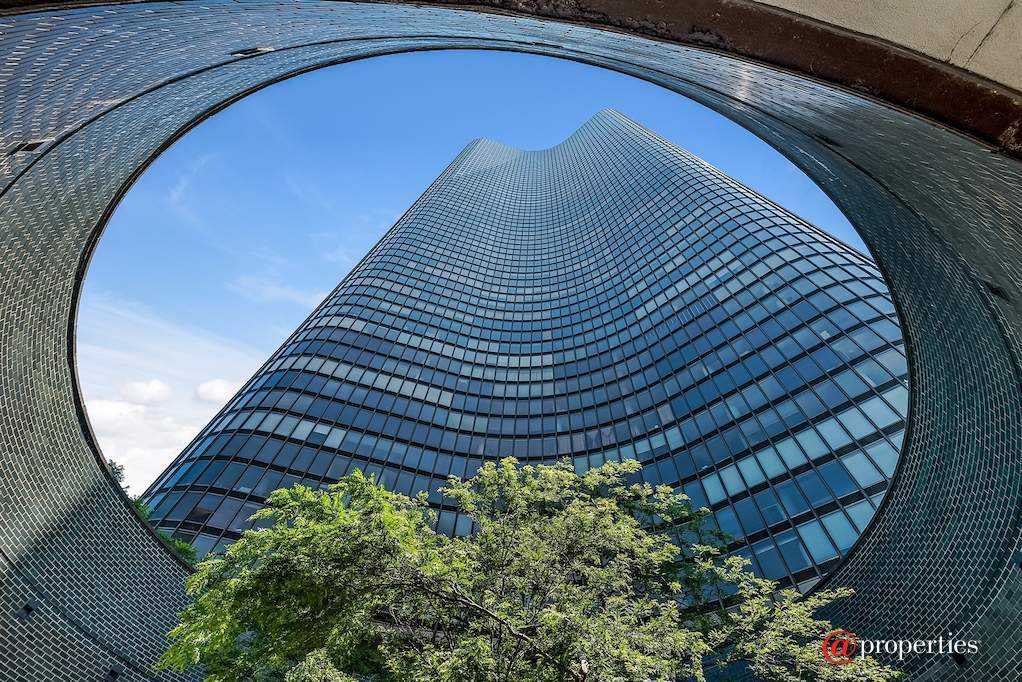 505 N Lake Shore Drive #1417 Chicago, Illinois 60611 - Front View