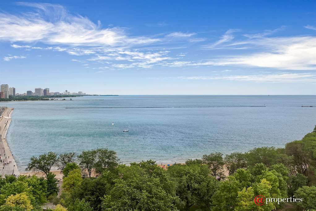 505 N Lake Shore Drive #1417 Chicago, Illinois 60611 - Lake View