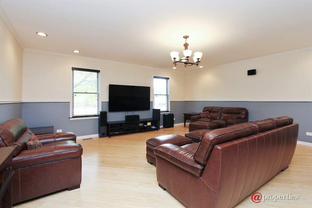 22056 N Old Farm Road Deer Park, Illinois 60010 - Rec Room