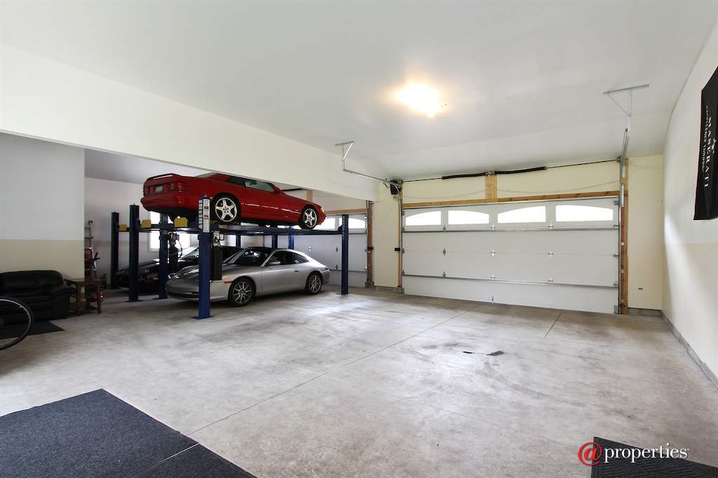22056 N Old Farm Road Deer Park, Illinois 60010 - Four Car + Garage