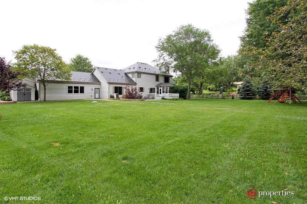 22056 N Old Farm Road Deer Park, Illinois 60010 - Rear View