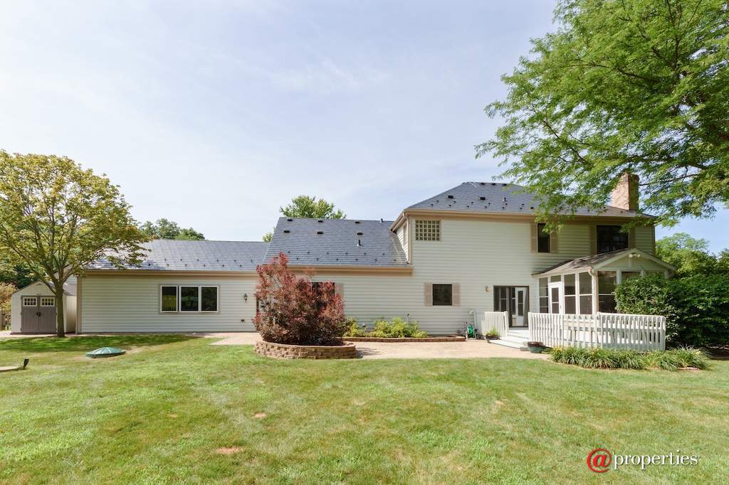 22056 N Old Farm Road Deer Park, Illinois 60010 - Rear View