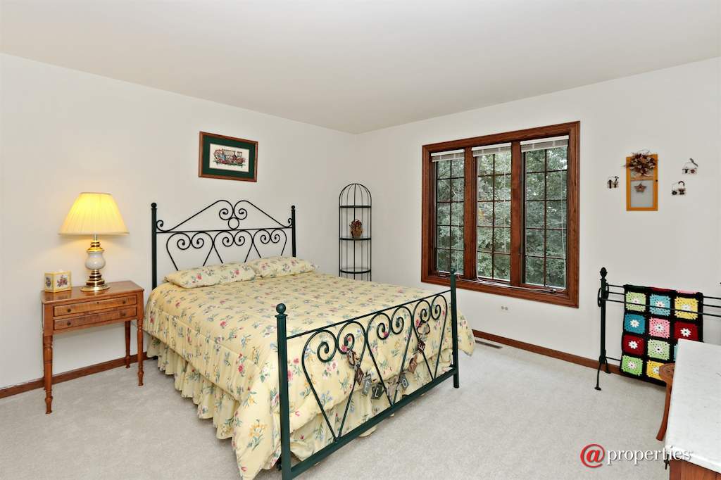 4662 Celano Drive Libertyville, Illinois 60048 - 2nd Bedroom