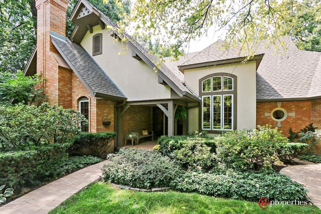 4662 Celano Drive Libertyville, Illinois 60048 - Front View