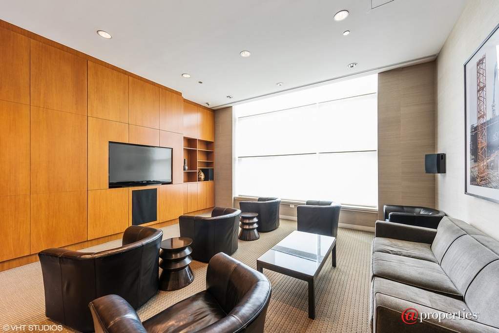 600 N Lake Shore Drive #3303 Chicago, Illinois 60611 - Image 12