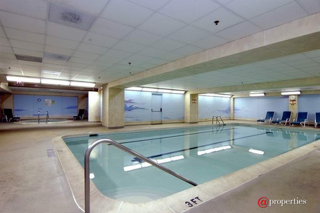 680 N Lake Shore Drive #712 Chicago, Illinois 60611 - Indoor Pool & Whirlpool