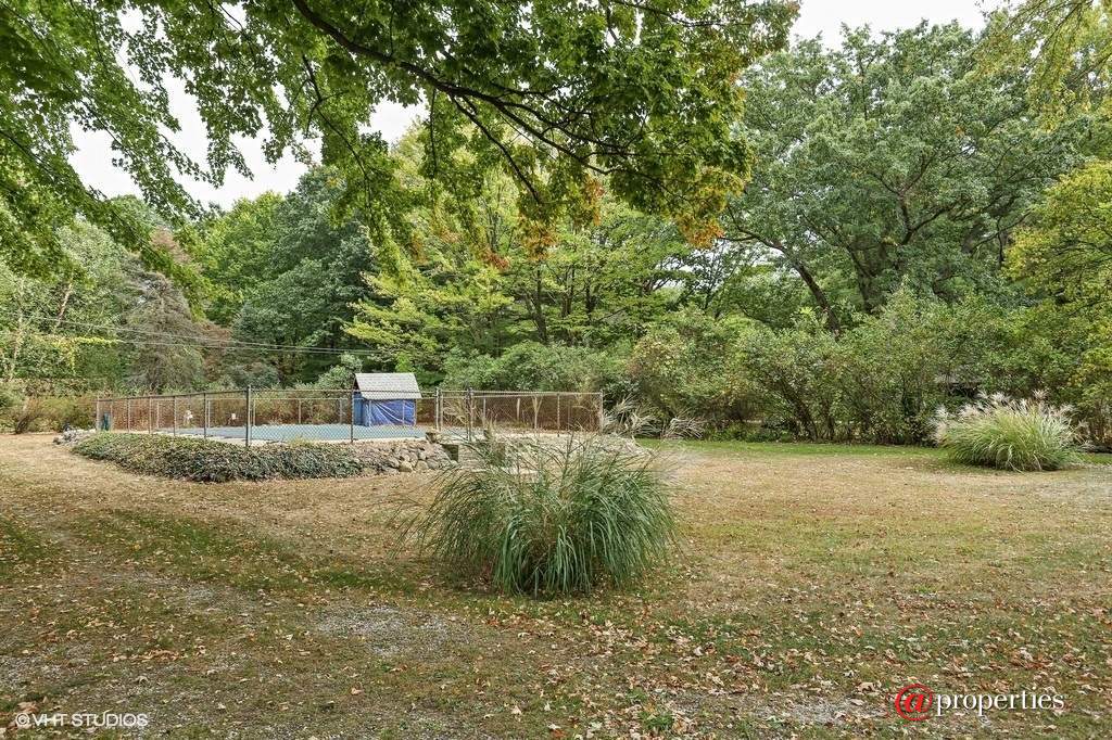 16350 Raz Road Union Pier, Mi 49129 - Pool