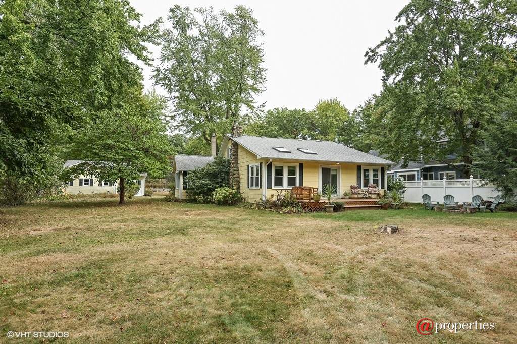 16350 Raz Road Union Pier, Mi 49129 - Rear View