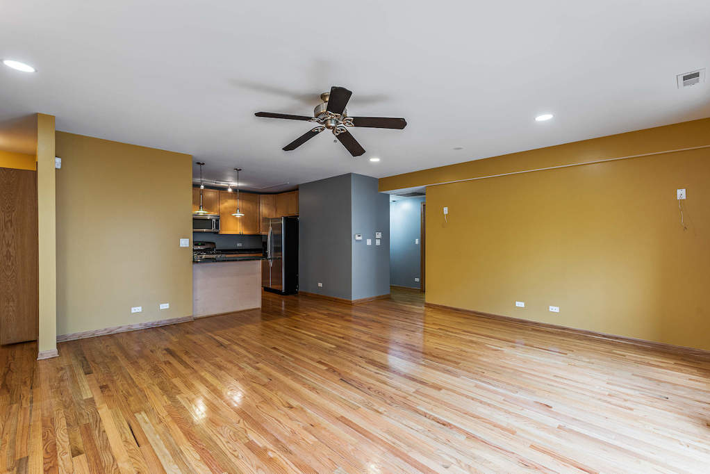 2136 W Monroe Street #104 Chicago, Illinois 60612 - Living Room