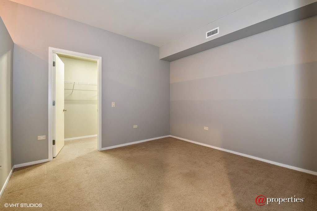 310 S Michigan Avenue #1407 Chicago, Illinois 60604 - 2nd Bedroom
