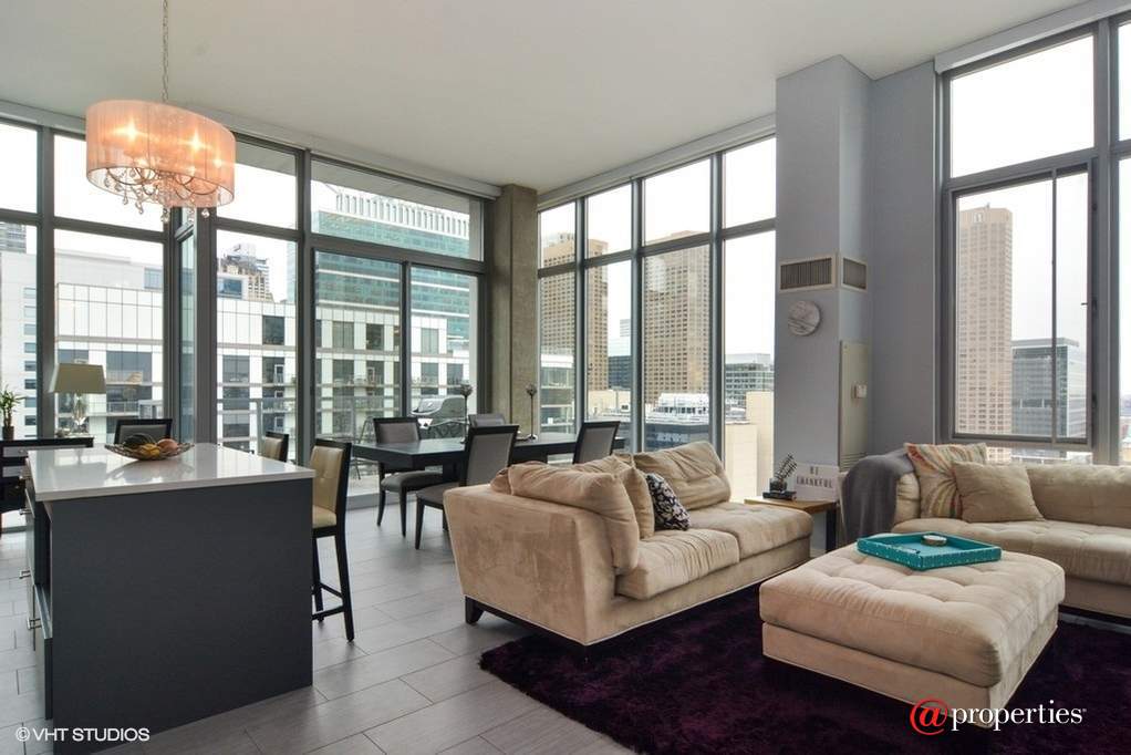 659 W Randolph Street #1803 Chicago, Illinois 60661 - Living Room / Dining Room