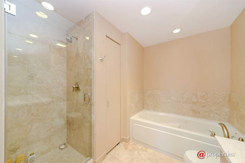 310 S Michigan Avenue #1103 Chicago, Illinois 60604 - Bedroom