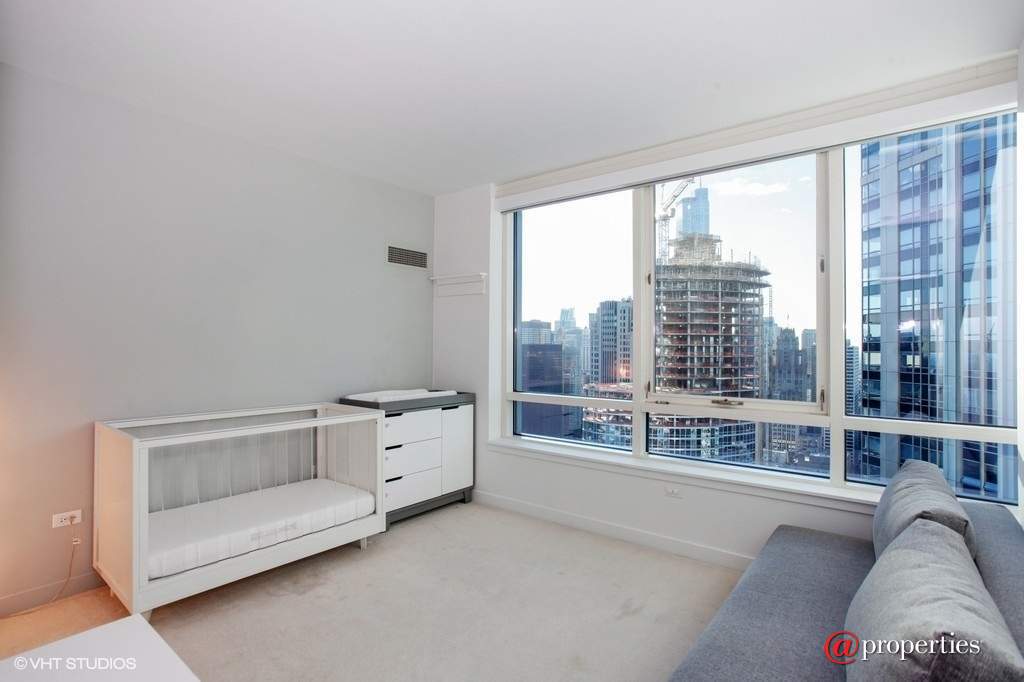 505 N Mcclurg Court #4305 Chicago, Illinois 60611 - 2nd Bedroom