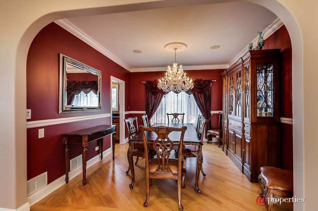 1740 Farwell Avenue Des Plaines, Illinois 60018 - Image 6