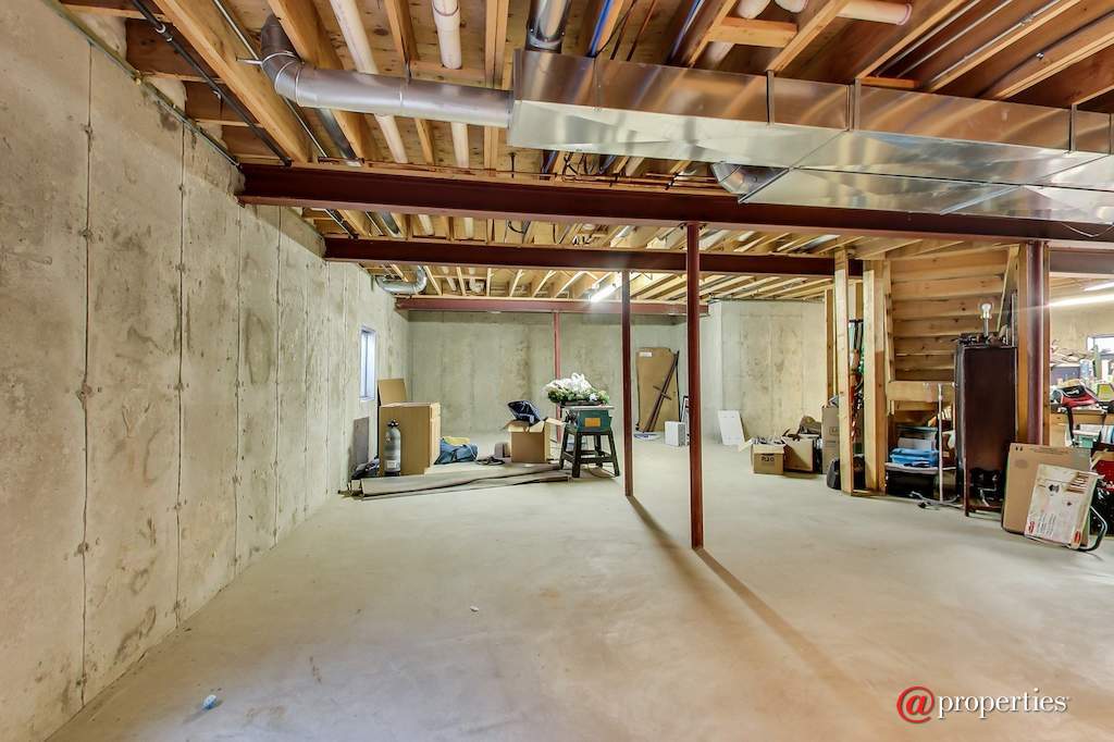 1740 Farwell Avenue Des Plaines, Illinois 60018 - Image 38