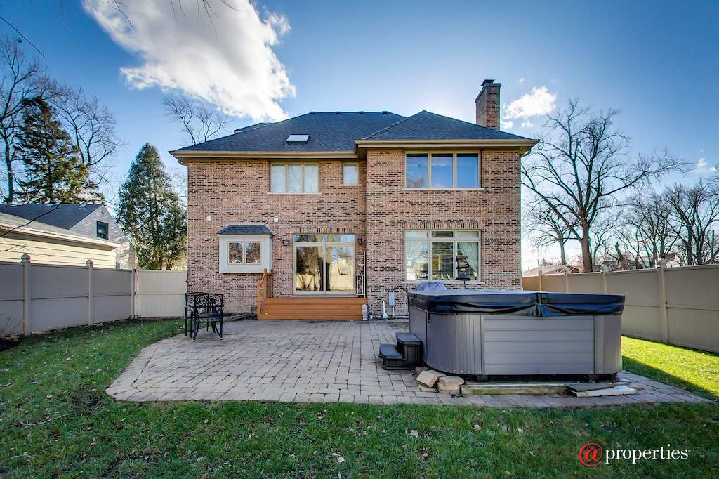 1740 Farwell Avenue Des Plaines, Illinois 60018 - Image 42