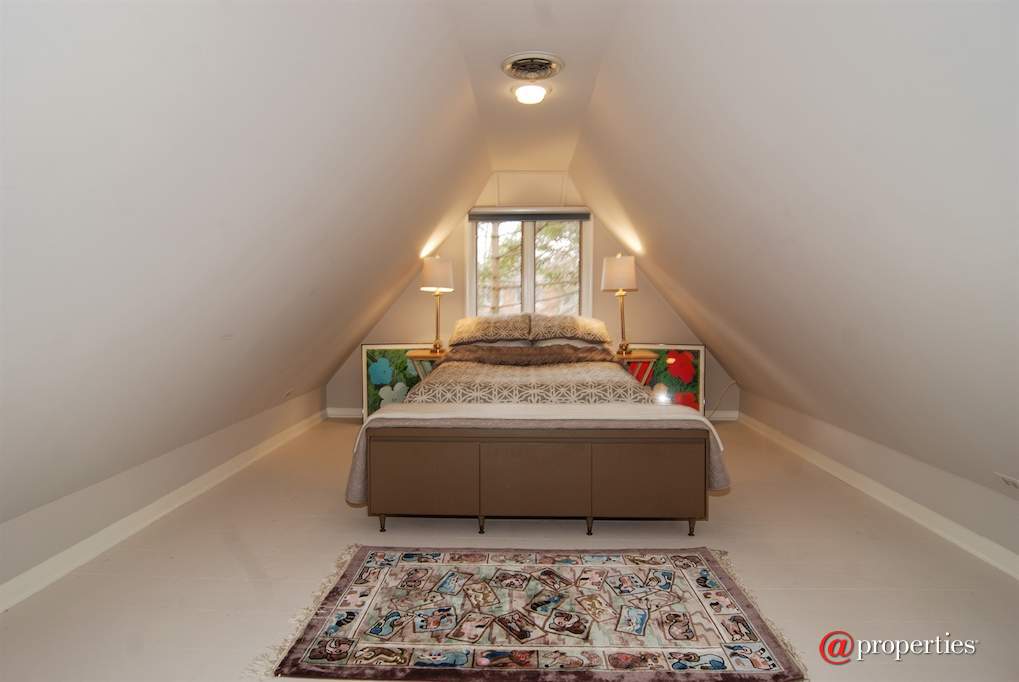 172 Maplewood Road Riverside, Illinois 60546 - 5th Bedroom