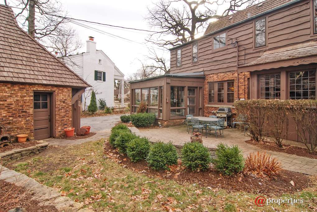 172 Maplewood Road Riverside, Illinois 60546 - Rear View