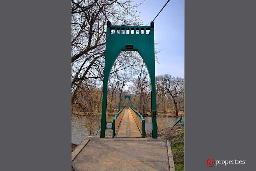 172 Maplewood Road Riverside, Illinois 60546 - Swinging Bridge