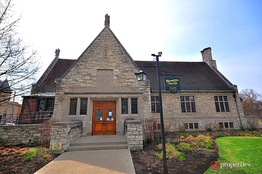 172 Maplewood Road Riverside, Illinois 60546 - Riverside Library