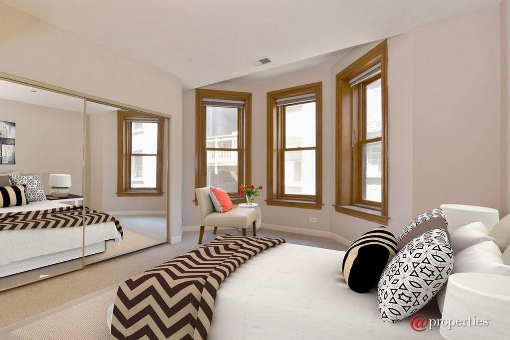 550 W Surf Street #215 Chicago, Illinois 60657 - Image 4