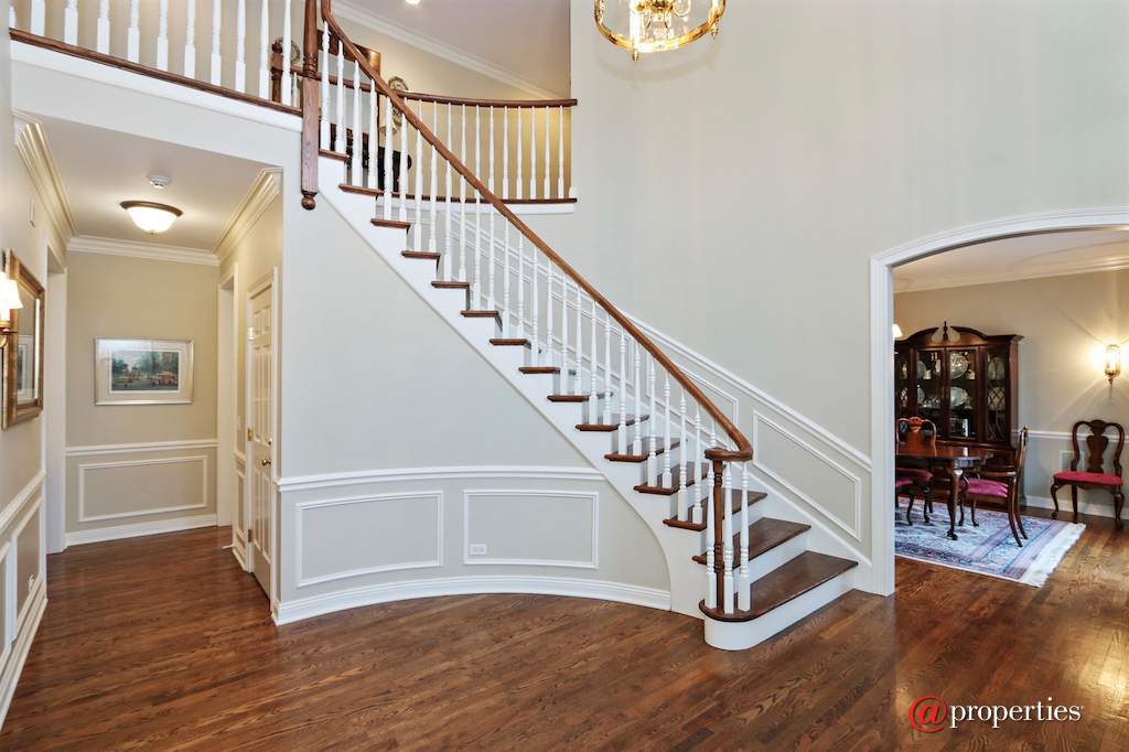29920 Tanya Trail Libertyville, Illinois 60048 - Foyer