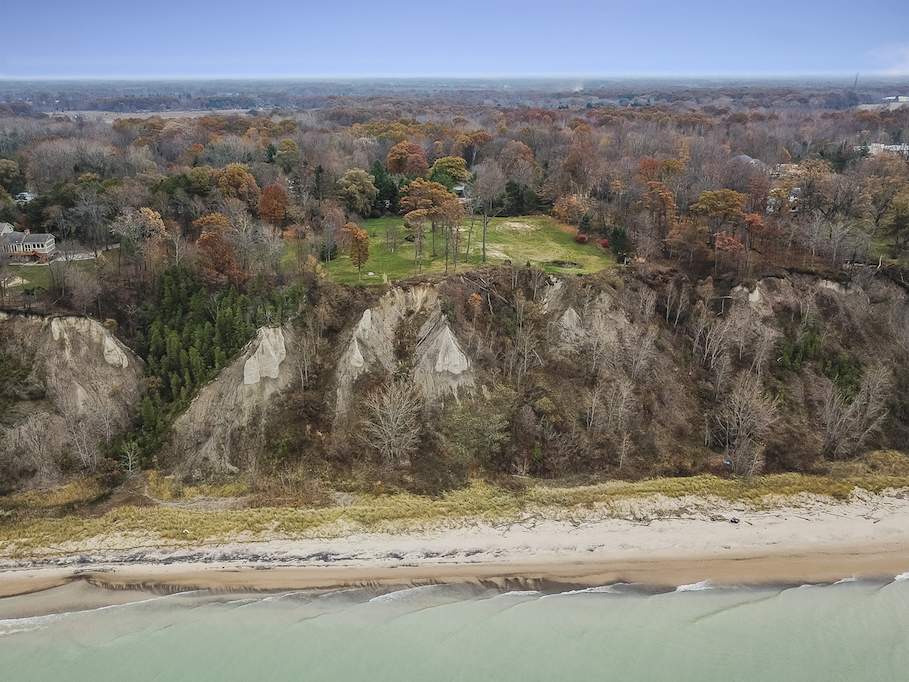 3300 M-63 Benton Harbor, Mi 49022 - Image 27