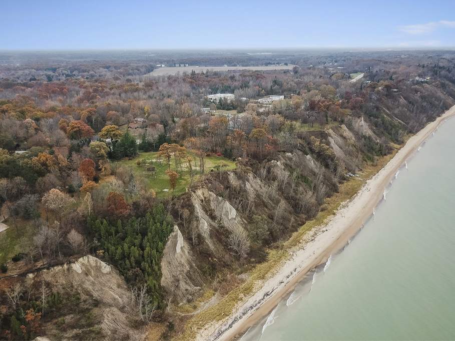 3300 M-63 Benton Harbor, Mi 49022 - Image 28