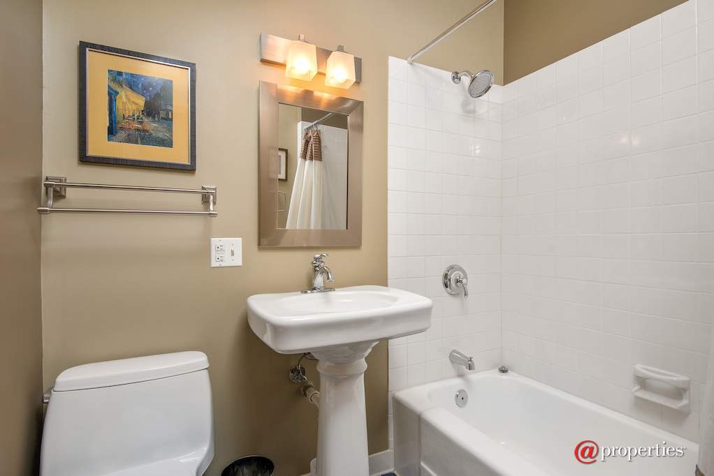 2129 W Charleston Street Chicago, Illinois 60647 - Image 10