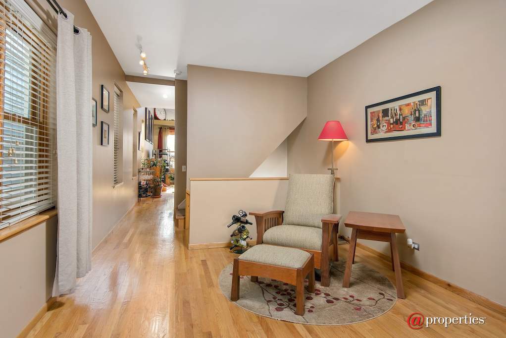 2129 W Charleston Street Chicago, Illinois 60647 - Image 6