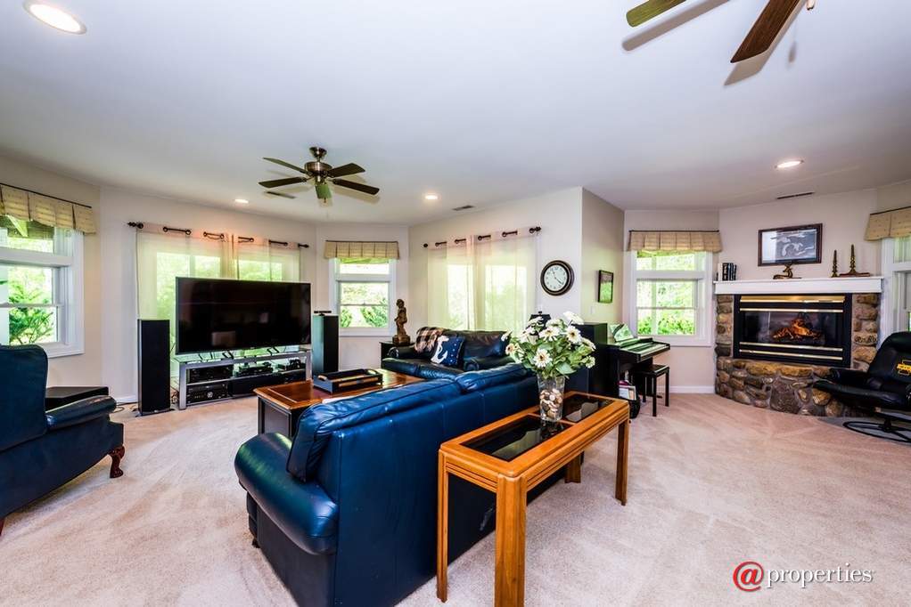 3165 Dunes Valley Path Stevensville, Mi 49127 - Image 8