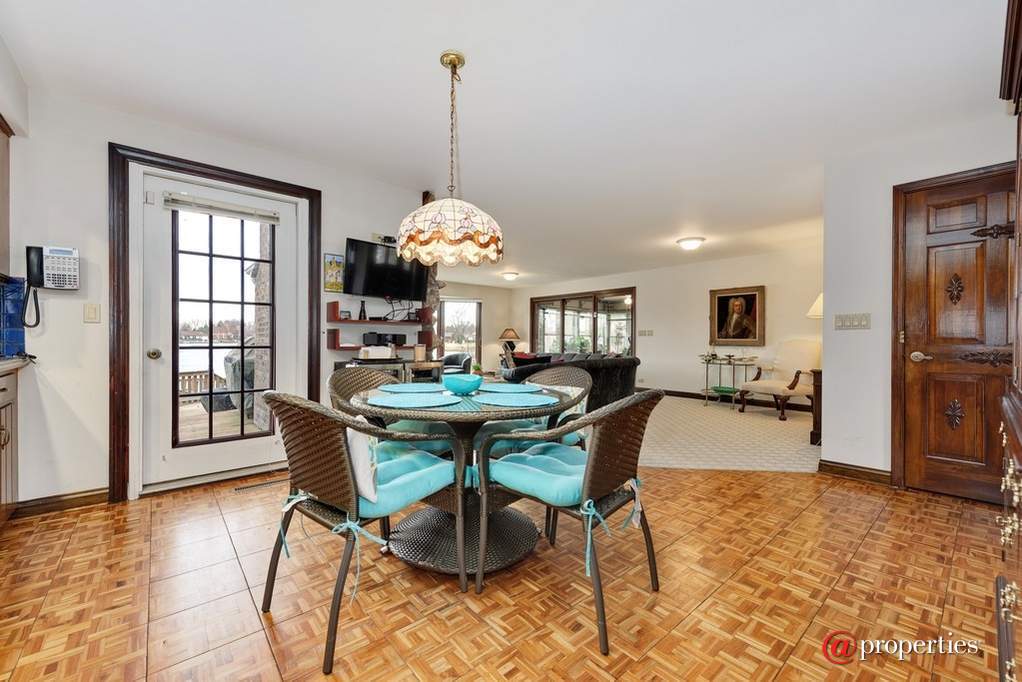 9682 Reding Circle Des Plaines, Illinois 60016 - Image 10
