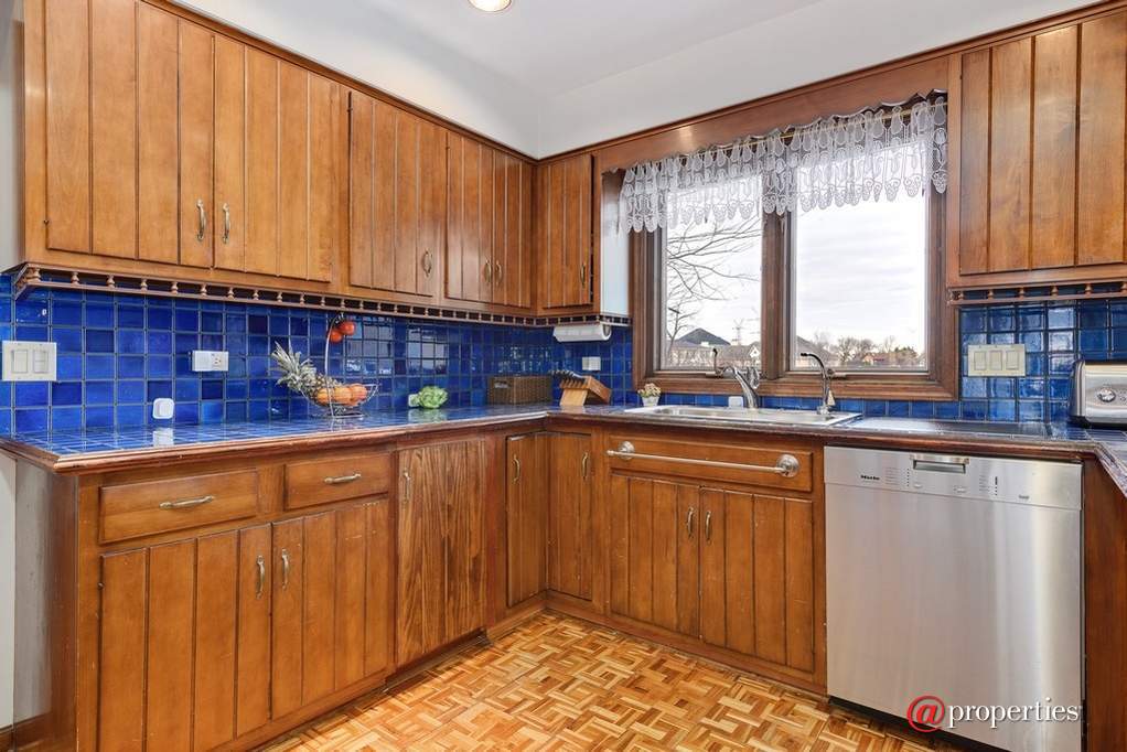 9682 Reding Circle Des Plaines, Illinois 60016 - Image 13