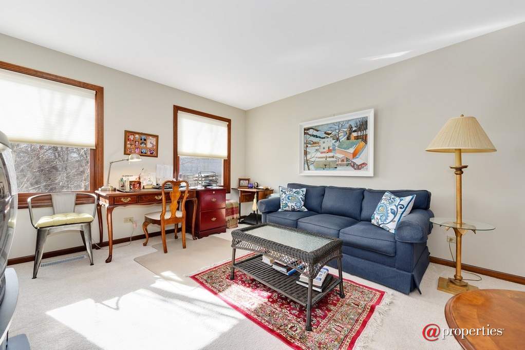 9682 Reding Circle Des Plaines, Illinois 60016 - Image 23