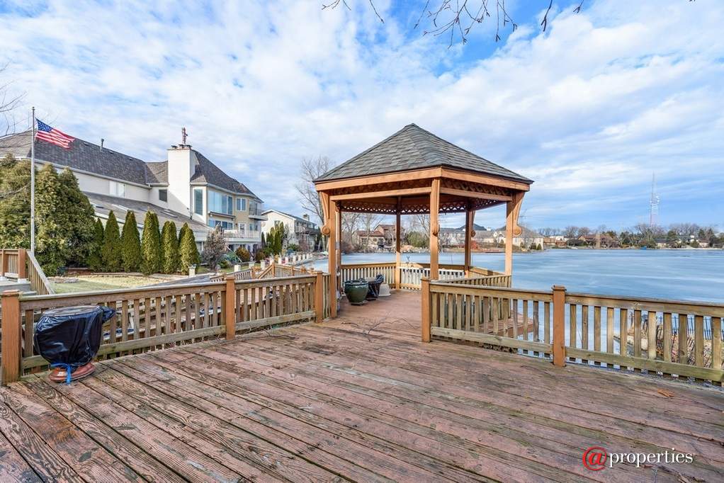 9682 Reding Circle Des Plaines, Illinois 60016 - Image 30